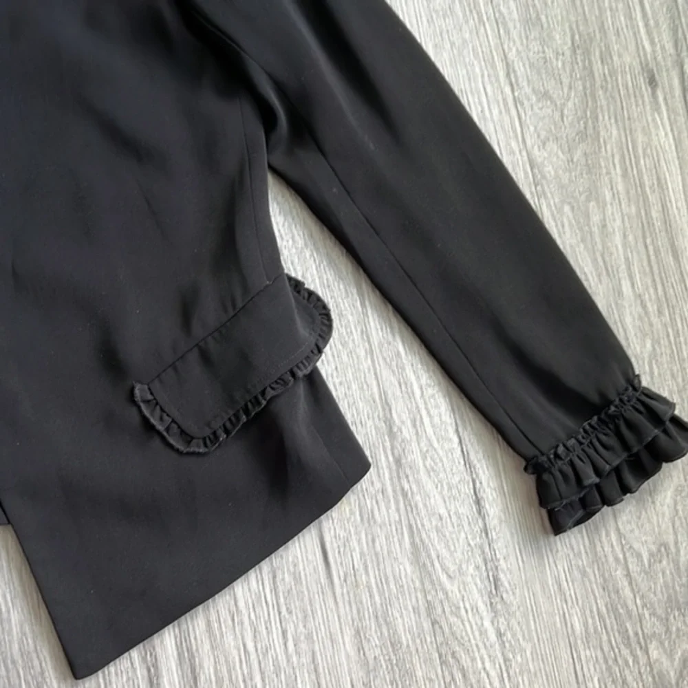 Adrienne Vittadini Black Blazer With‎ Ruffle Sleeves Size S